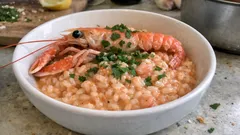 Risotto alla crema di scampi: la bisque fatta in casa che lo rende davvero cremoso